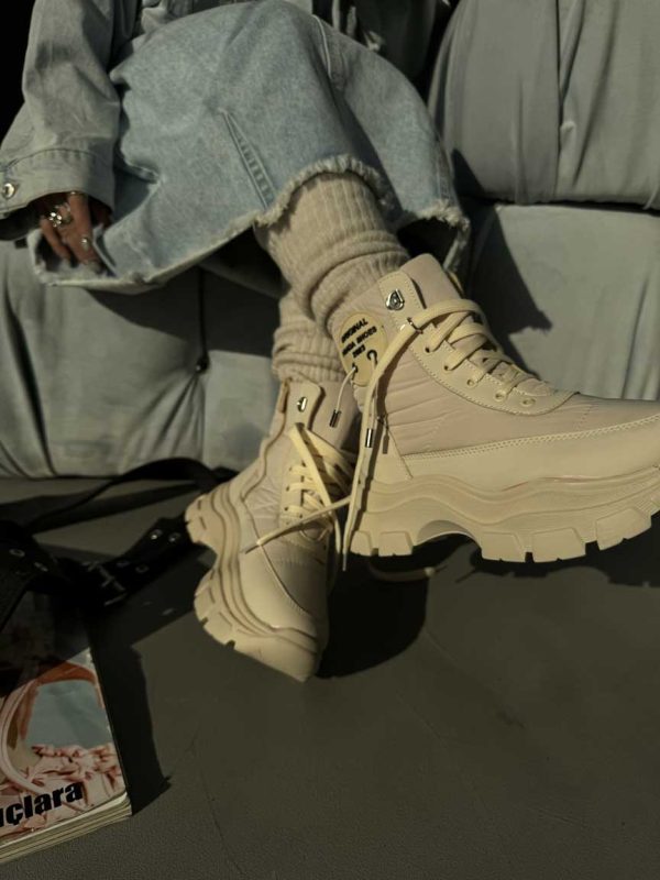 نیم بوت بغل زیپ PRADA کد 140414