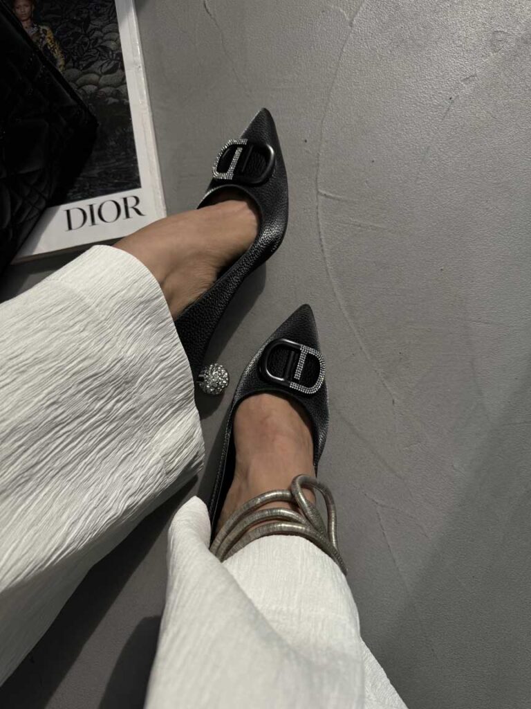 کفش پاشنه نگین دار کد 140596