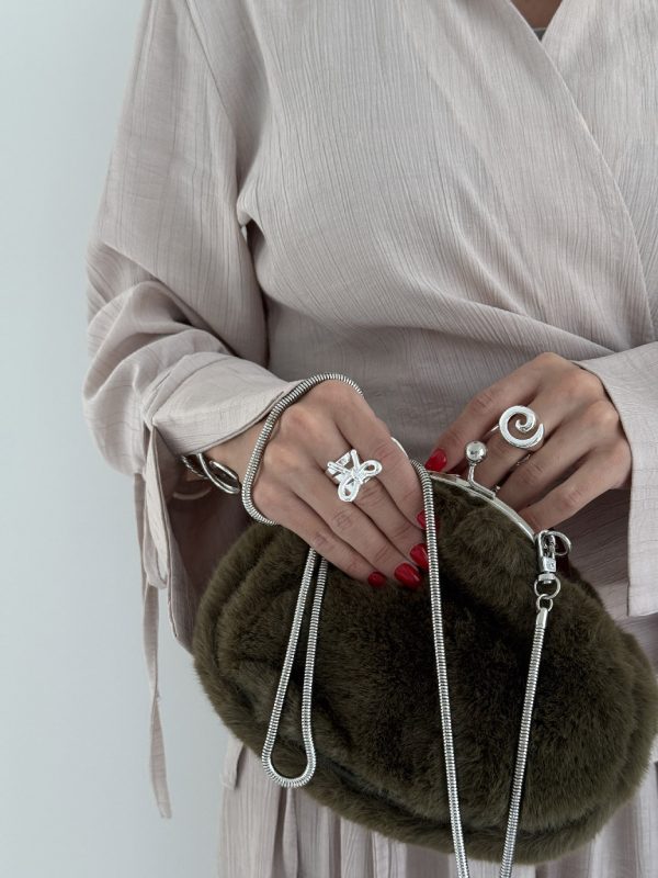 کیف صندوقی خزدار کد 280283