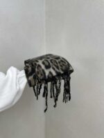 شال گردنی پلنگی کد 310288 - Image 2