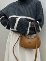 کیف هلالی MIU MIU کد 280427 - Image 3