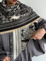 روسری طرحدار 3 گوش کد 310668 - Image 5