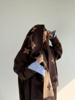 شال LV کد 310676 - Image 3