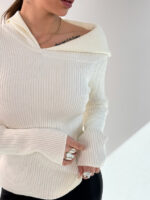 بلوز یقه ایستاده کد 180555 - Image 2