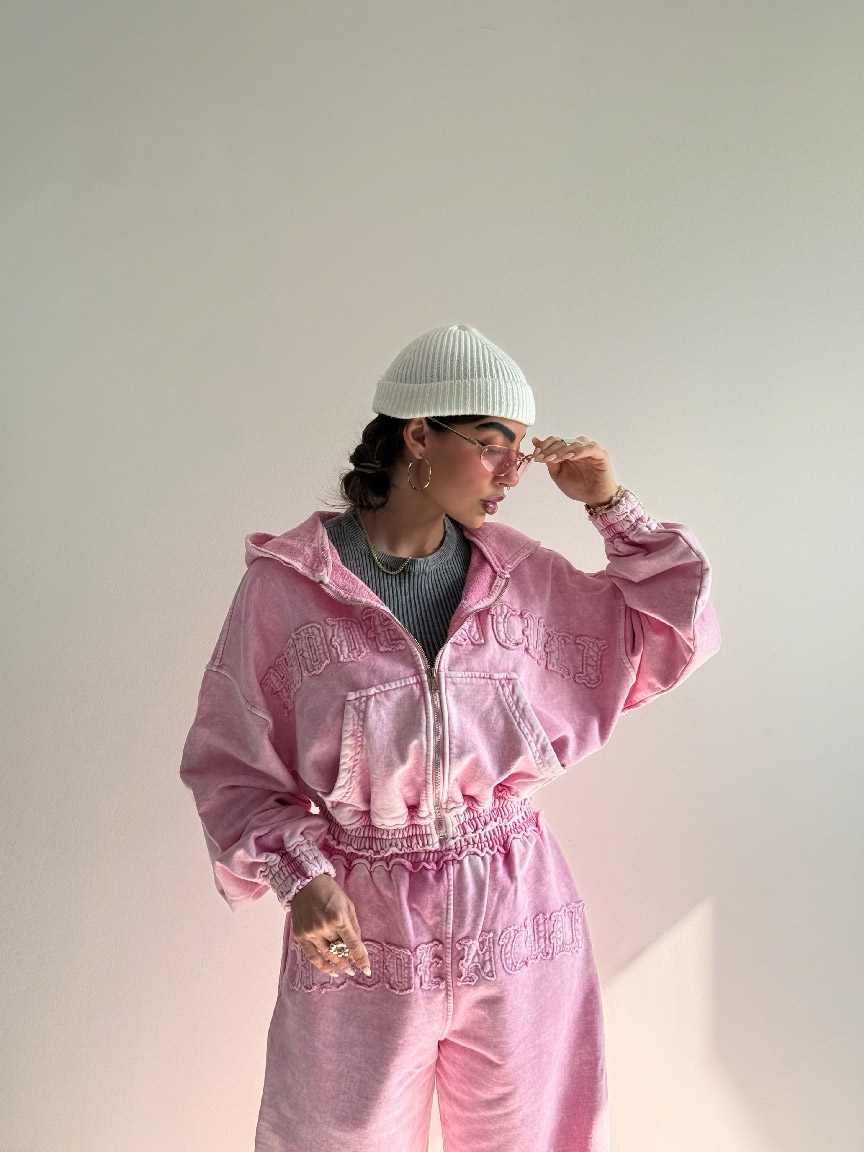 IMG_6923 ست سوییشرت و شلوار BAD GIRL کد 160847 - Image 14