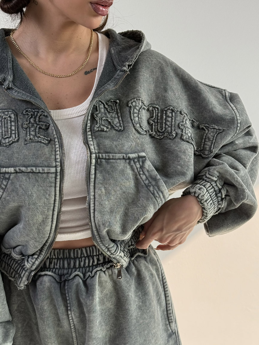 IMG_6962 ست سوییشرت و شلوار BAD GIRL کد 160847 - Image 1