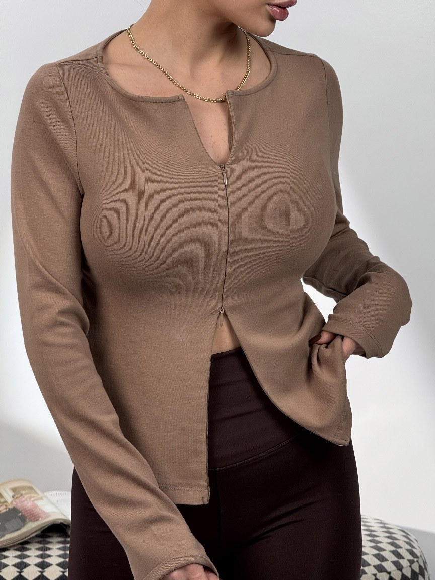 IMG_0929 بلوز زیپ وسط کد 180556 - Image 1