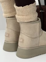 نیم بوت UGG ULTRA MINI کد 141110 - Image 2