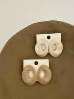 گوشواره LOOP صدفی کد 310839 - Image 2