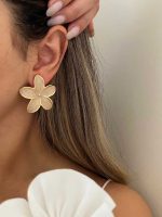 گوشواره گلی مینا کاری کد 310812